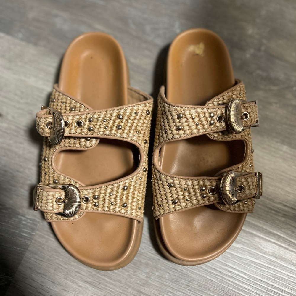 Steve Madden Tan Sandals